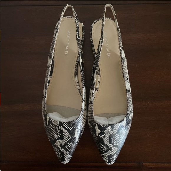 Marc Fisher Shoes - Marc Fisher Fina Slingback Flat in Snake Print, Size 10.